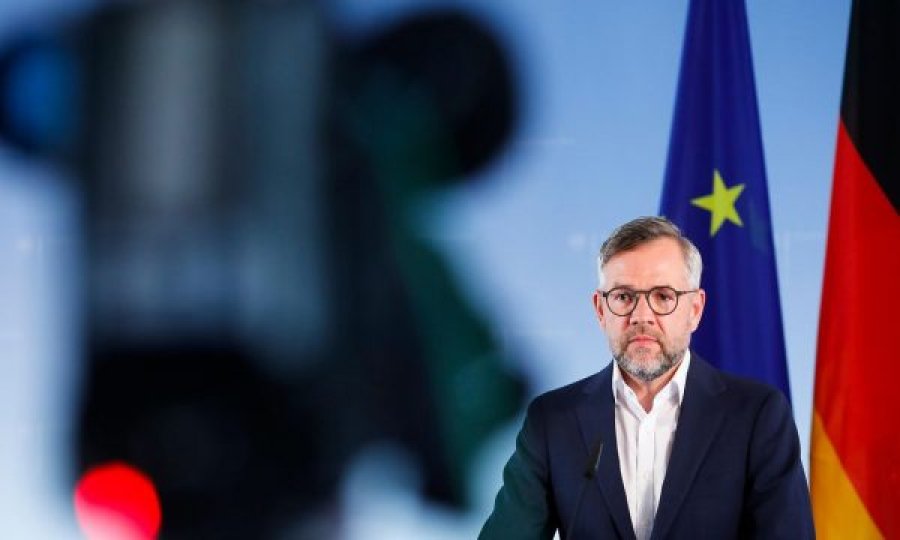 Ish-ministri gjerman pas protestave pro-Putin në Serbi: E neveritshme, turp për ju!