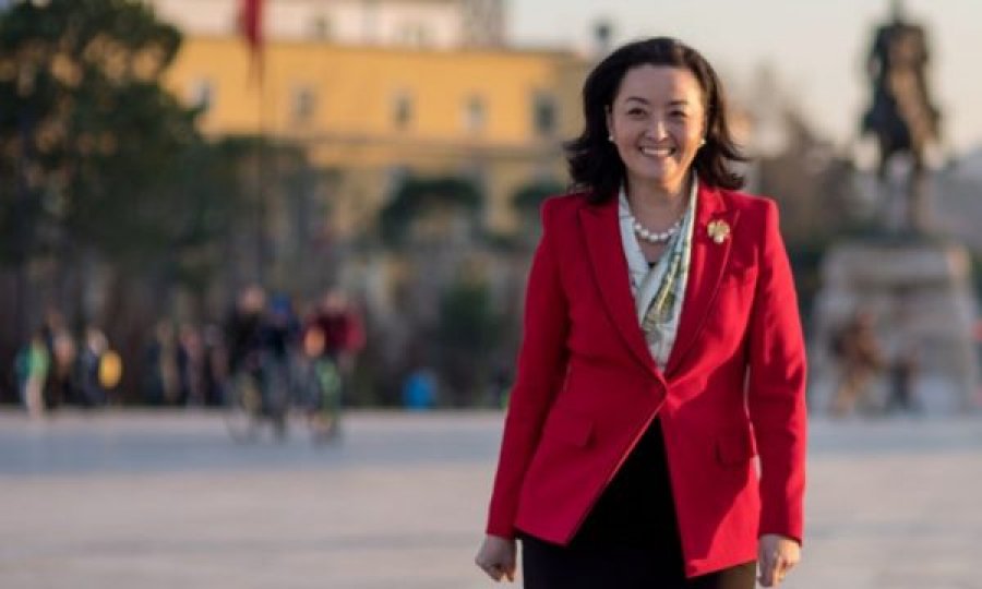 Yuri Kim zbret në terren, ndjek nga afër procesin në disa Qendra Votimi në Durrës