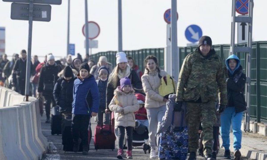 “Heroi i natës”, 11-vjeçari ukrainas kalon i vetëm kufirin në Sllovaki