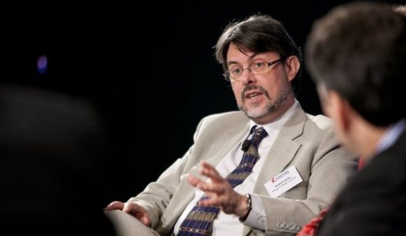 Gazetari britanik i referohet Kosovës në një shkrim për Ukrainën: Serbia s’mund ta marrë atë pa luftë
