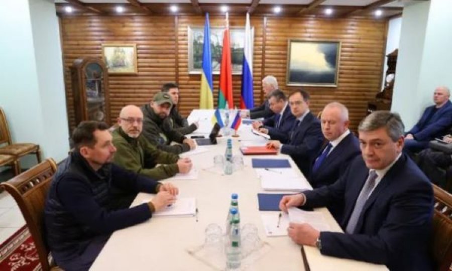 Rusët paralajmërojnë rund të katërt negociatash me Ukrainën