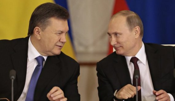 Ish-presidenti ukrainas që u strehua nga Putini në Rusi i bën thirrje Zelenskyt ta ndalë luftën