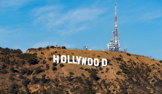 Aktori i njohur i Hollywoodit dhuron 10 milionë dollarë për ushtrinë e Ukrainës