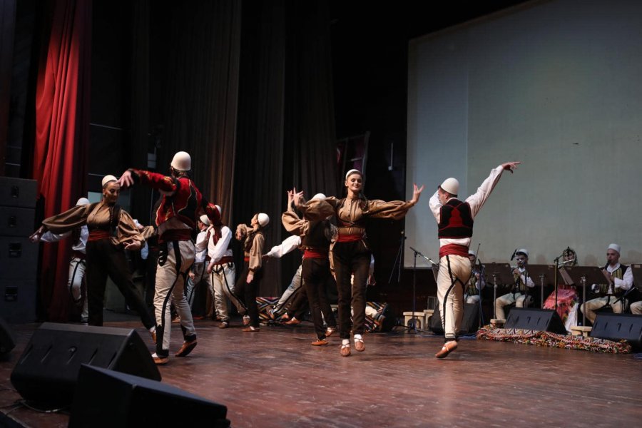 Ansambli Shtetëror Shqiptar shënoi Ditën e Mësuesit në Bujanoc