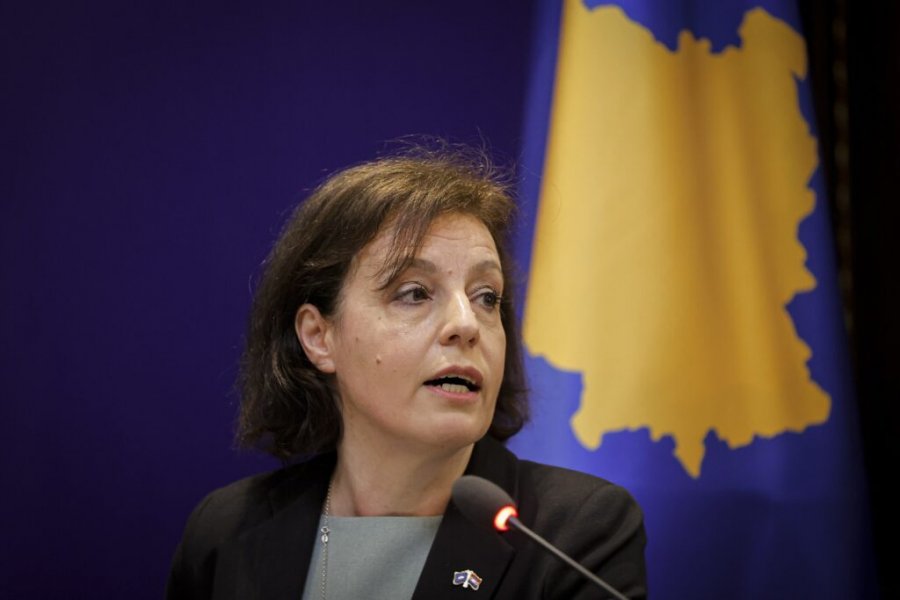 Donika Gërvalla paralajmëron sanksione të reja dhe Fond për t’a ndihmuar Ukrainën