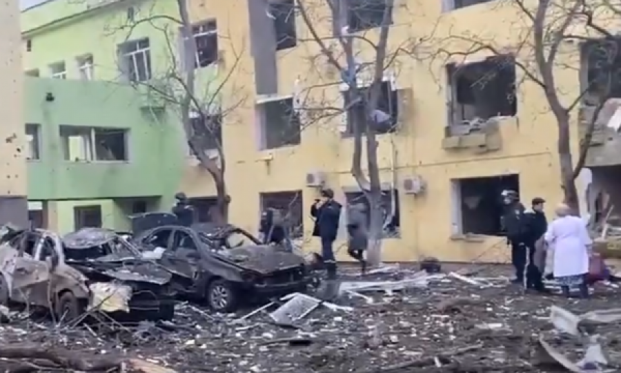 Ushtria ruse bombardon spitalin e fëmijëve në Ukrainë