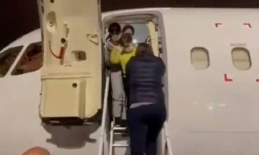 Izraeli evakuon dhjetë fëmijë me kancer nga Kyivi