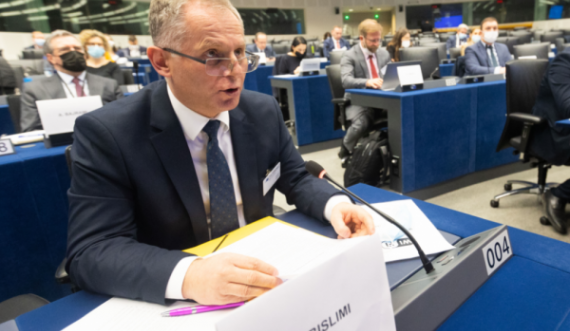 Bislimi në Parlamentin Evropian, kërkon liberalizimin e vizave për Kosovën