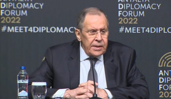 Lavrov e përmend Kosovën në Antali pas takimin me homologun e Ukrainës