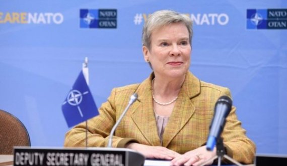  Ish-zyrtarja e NATO-s: Pak gjasa që Rusia të ketë sukses në Kiev 