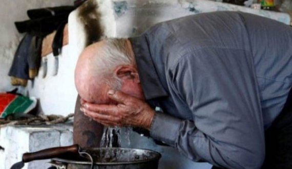 Kush është 90-vjeçari që nuk është larguar kurrë nga Çernobili? 