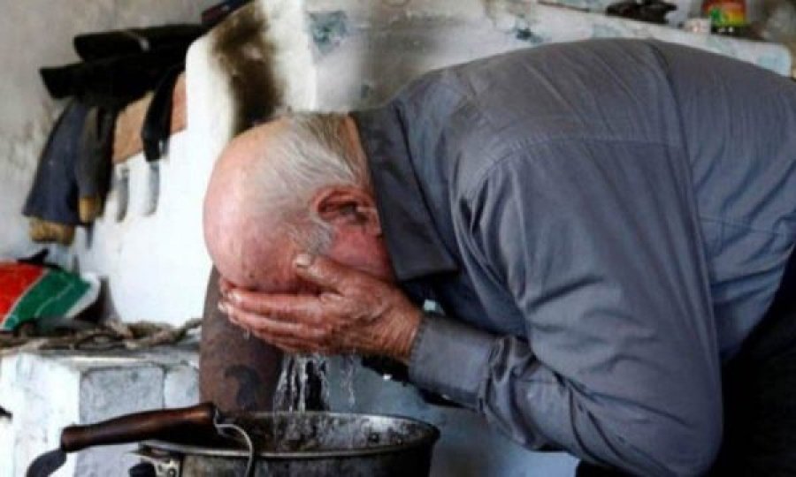 Kush është 90-vjeçari që nuk është larguar kurrë nga Çernobili? 