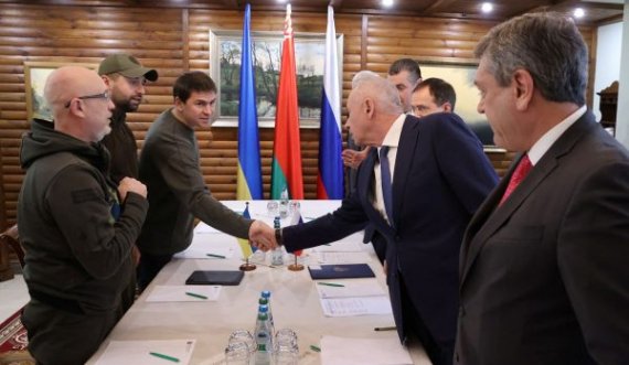 Delegacioni ukrainas dhe ai rus bëjnë progres në bisedime