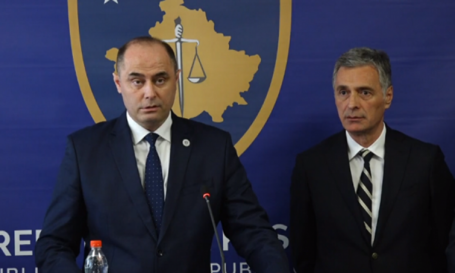 Drejtori i Policisë thotë se “siguria është në nivel maksimal” në pikat kufitare pas arrestimit të 48 policëve