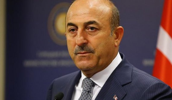 Ministri i Jashtëm turk pritet të vizitojë Moskën dhe Kievin
