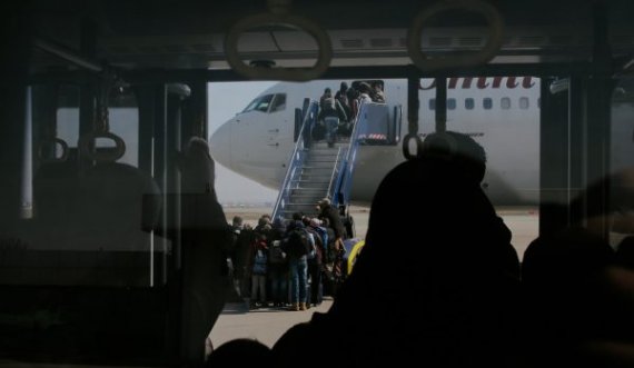 Largohen nga Kosova 150 afganët që po prisnin për të shkuar në Amerikë
