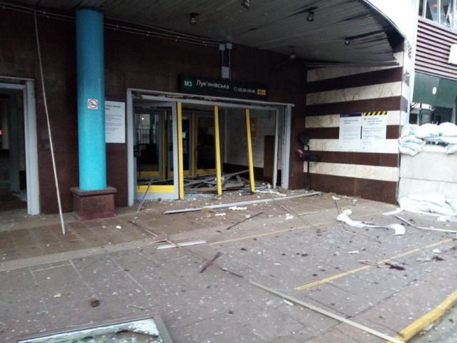 Stacioni i metrosë së Kievit dëmtohet nga shpërthimi