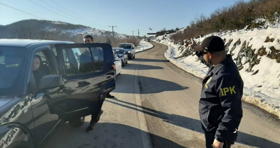 'A ka ndonjë kafe për këta burra'? Ja si merrnin ryshfet policët e Kosovës