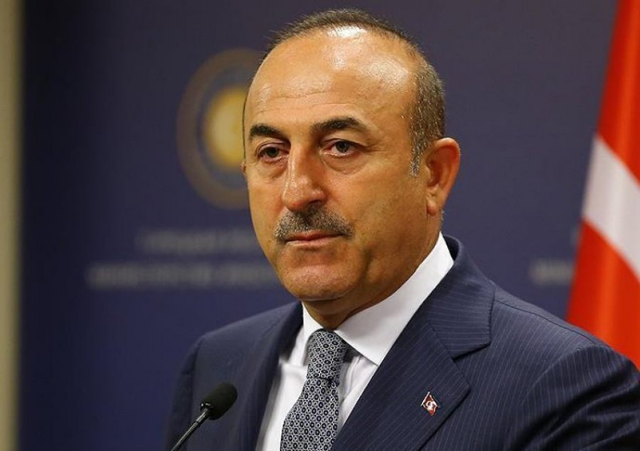 Ministri i Jashtëm turk pritet të vizitojë Moskën dhe Kievin