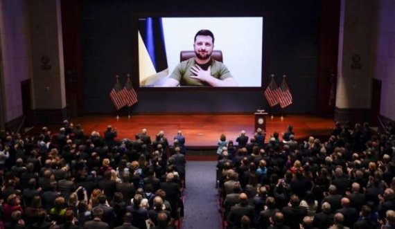 Kongresistët amerikanë qajnë gjatë fjalimit të Zelenskyt