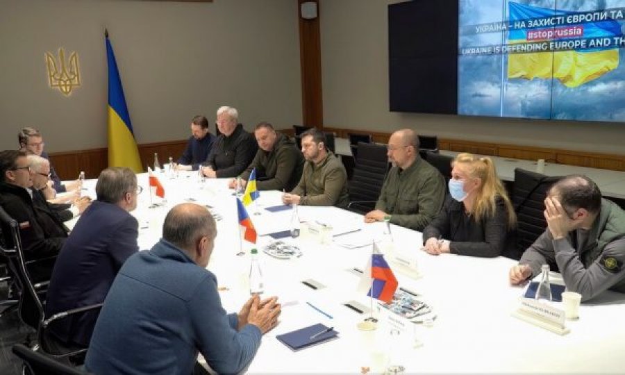 Vizita e tre Kryeministrave në Ukrainë nën bombat ruse – njëri prej tyre përmendi Kosovën