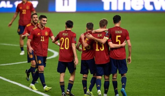 Spanja publikon listën për ndeshjen ndaj Shqipërisë