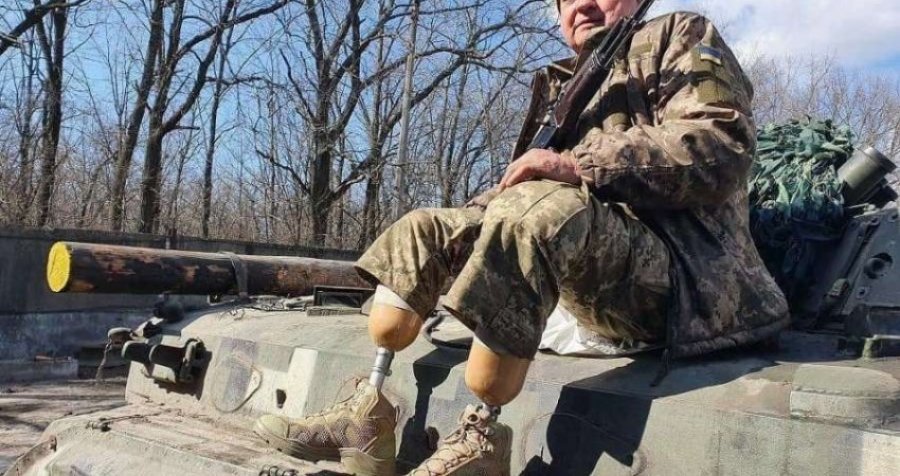 I ka këmbët e amputuara, por, kjo gjë s'e ndaloi ukrainasin që t'i bashkohet ushtrisë