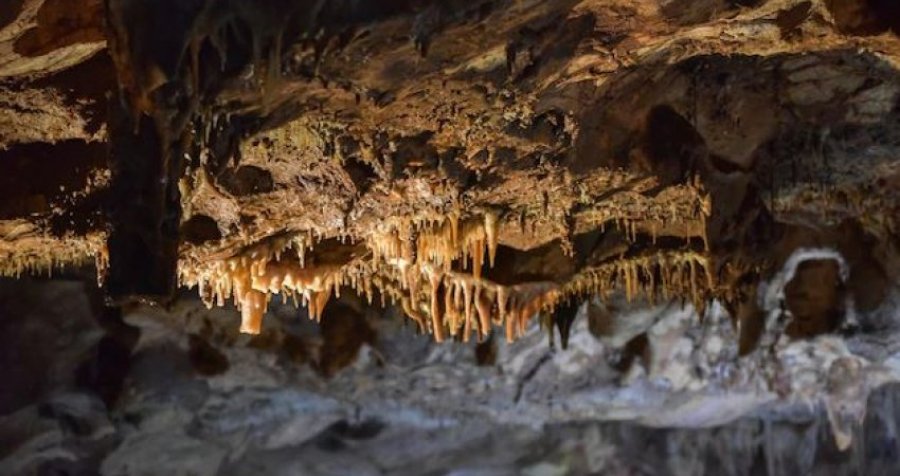 ‘Shpella e Fjetur Bukuroshe’, National Geographic shkruan për Shpellën e Gadimes