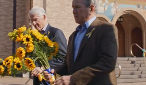 Clinton dhe Bush shprehin mbështetjen e tyre për Ukrainën