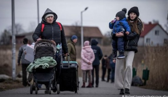 Numri i personave që u larguan nga shtëpitë e tyre në Ukrainë