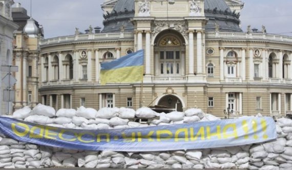Odessa, perla e Detit të Zi, është gati për luftë