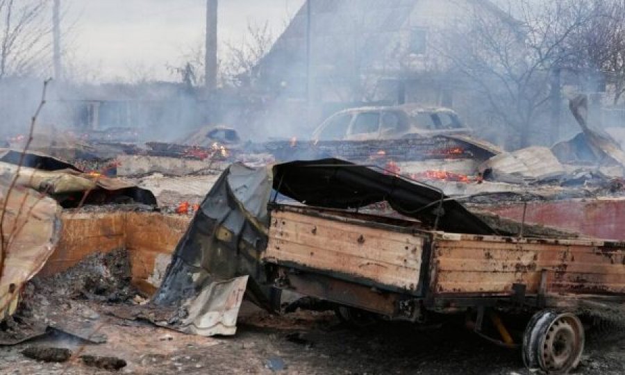 Rusia bombardon shtëpinë e të moshuarve, të paktën 56 të vrarë