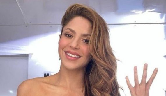 Shakira provokon fansat e Real Madrid