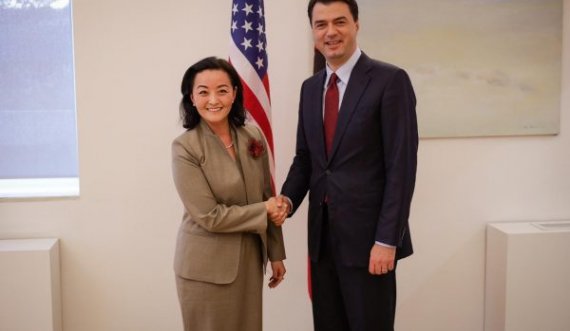 Dorëheqja e Bashës, reagon Ambasada Amerikane