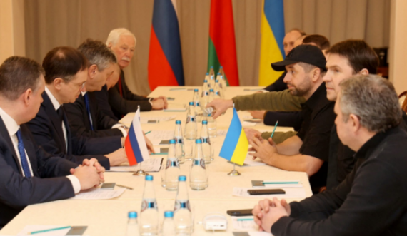 Ukraina dhe Rusia zhvillojnë sot bisedime