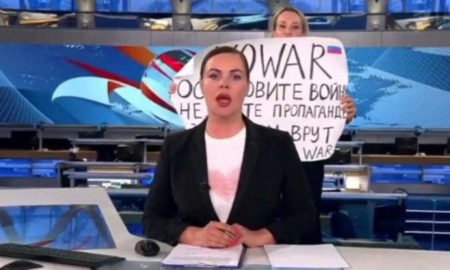 Gazetarja ruse: Televizioni ku punoja gënjente për luftën, doja të ekspozoja propagandën e shtetit