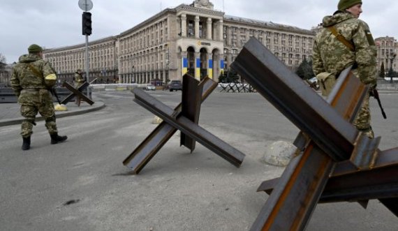Zhduket fotoreporteri ukrainas