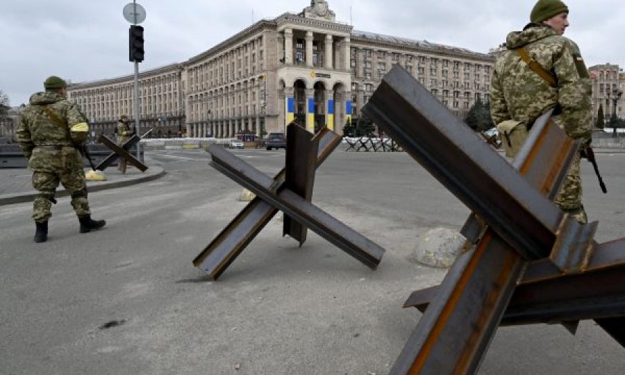 Zhduket fotoreporteri ukrainas