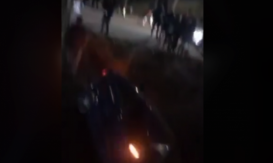 Aksident në Pejë treni goditet nga vetura