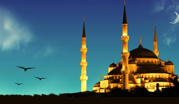 Ligjëratë me rëndësi për muajin e Ramazanit: Besimtarët këshillohen si të veprojnë 