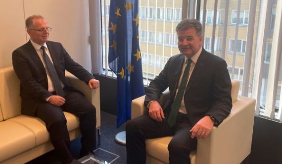 Lajçak pas takimit me Bislimin: Diskutimet nuk ishin të lehta