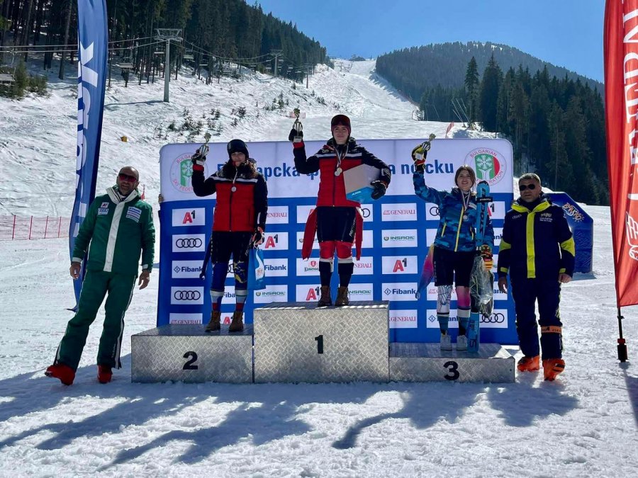 Kosova në skijim fiton një medalje të artë dhe një të argjendtë në Bullgari