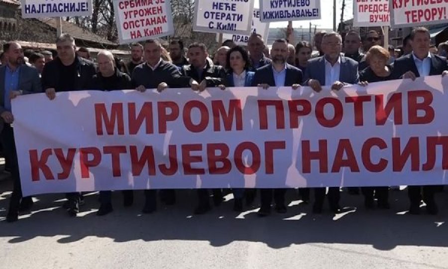 Simiqi ‘trimërohet’: I çuam Kurtit një mesazh, nuk lejojmë shqiptarë në krye të policisë