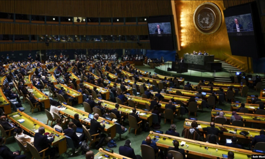Asambleja e Përgjithshme e OKB-së miraton një rezolutë të re për luftën në Ukrainë