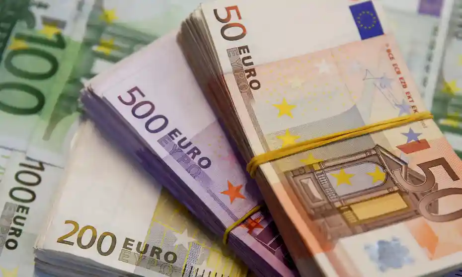 Gjykimi për dallaverët me “Fondin 3%”, eksperti financiar zbulon prapaskenat e nxjerrjes së qindra-mijëra eurove shumë vite pas luftës