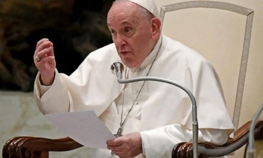 Papa Françesku: Lufta e turpshme për njerëzimin, të mbarojë sa më shpejt