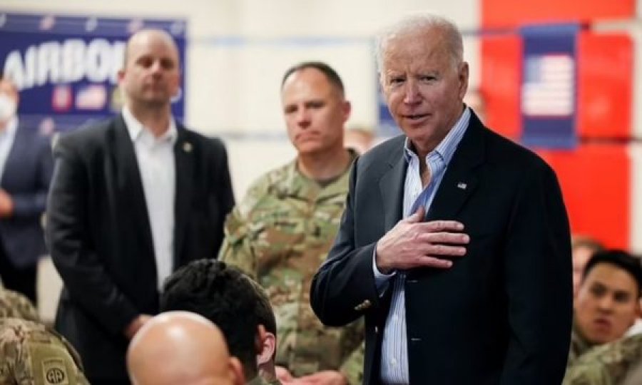 “Do ta shikoni vetë kur të jeni atje”, çfarë deshi të thoshte Biden gjatë fjalimit para ushtarëve amerikanë në Poloni