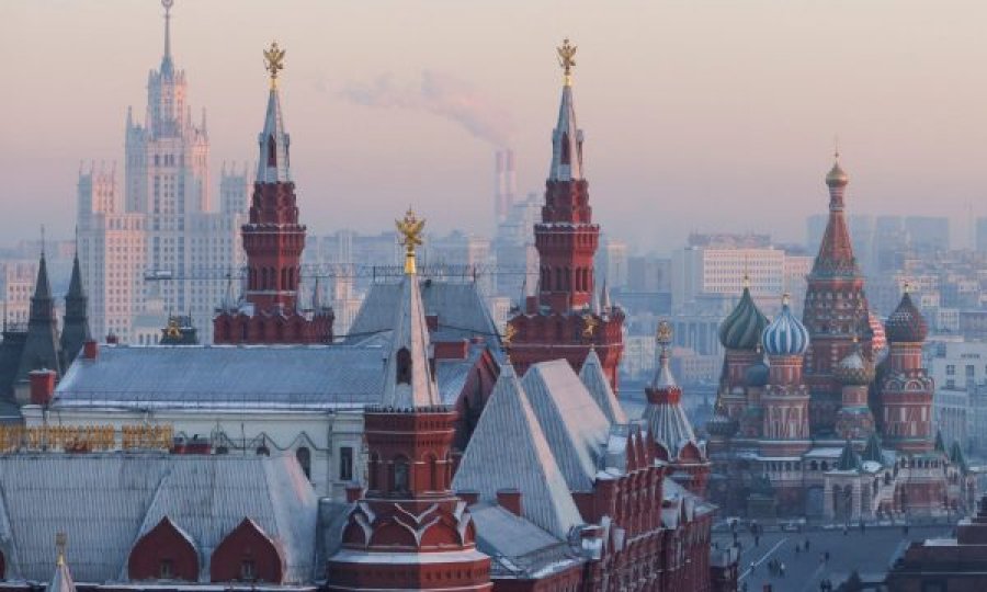 Rusia do të reformohet, por më parë duhet të shkërmoqet