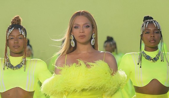 Performanca madhështore e Beyonce në “Oscars 2022”