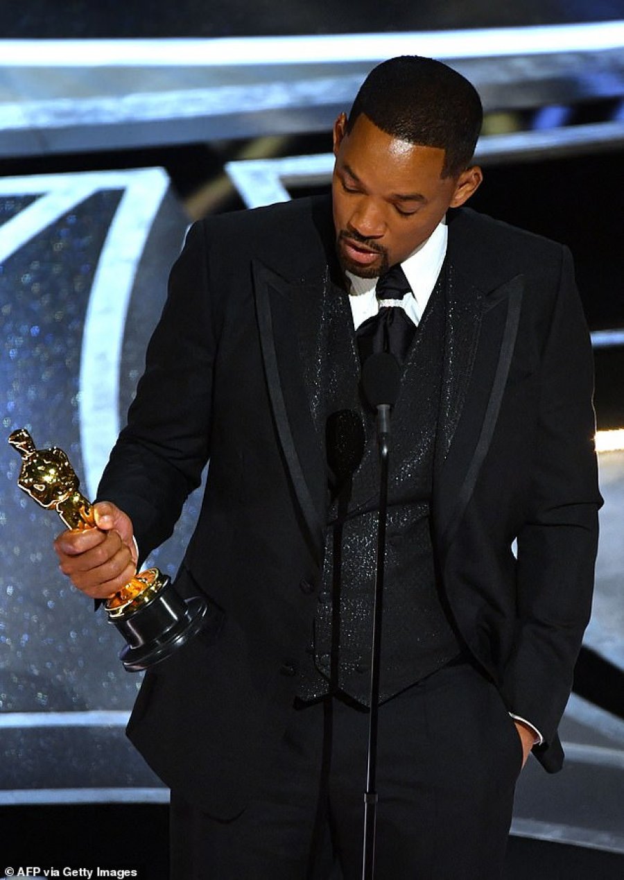 Oscars dënon ashpër “shuplakën” e Will Smith, nisin hetimet